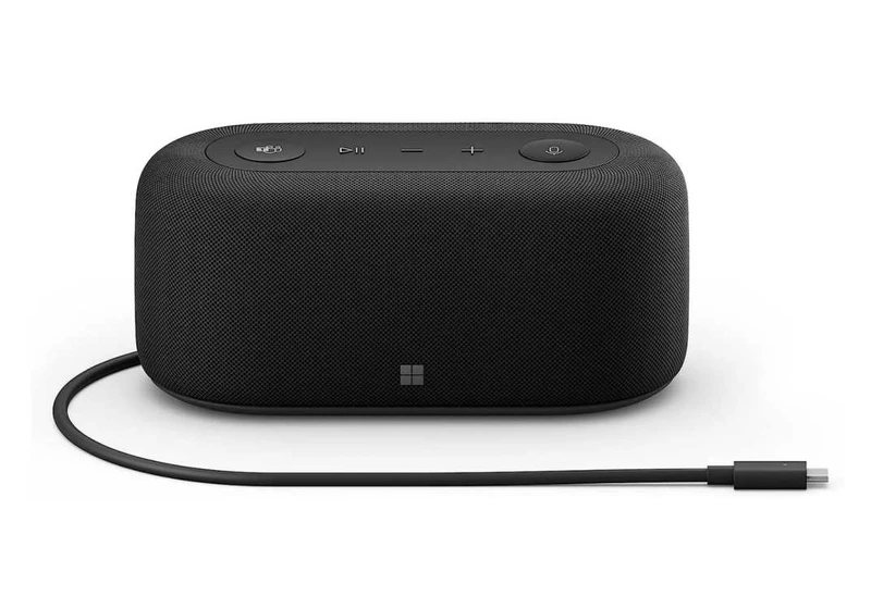 80% off: Microsoft’s laptop dock plummets below $50 for Cyber Monday