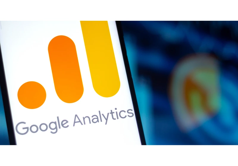 Google Sunsetting Universal Analytics In 2023 via @sejournal, @MattGSouthern