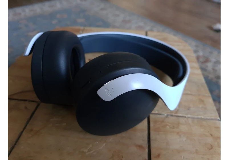 PS5 owners need to see this Pulse 3D headset deal