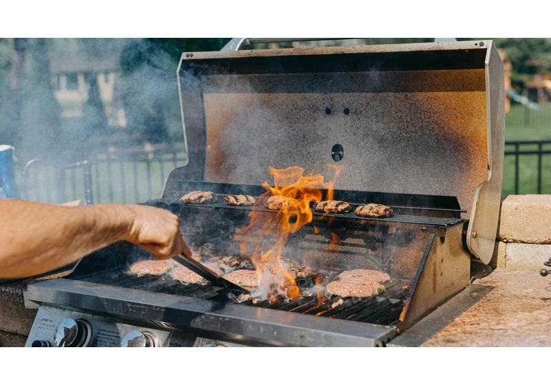 The 7 Biggest Grilling Mistakes You're Making, According to Experts