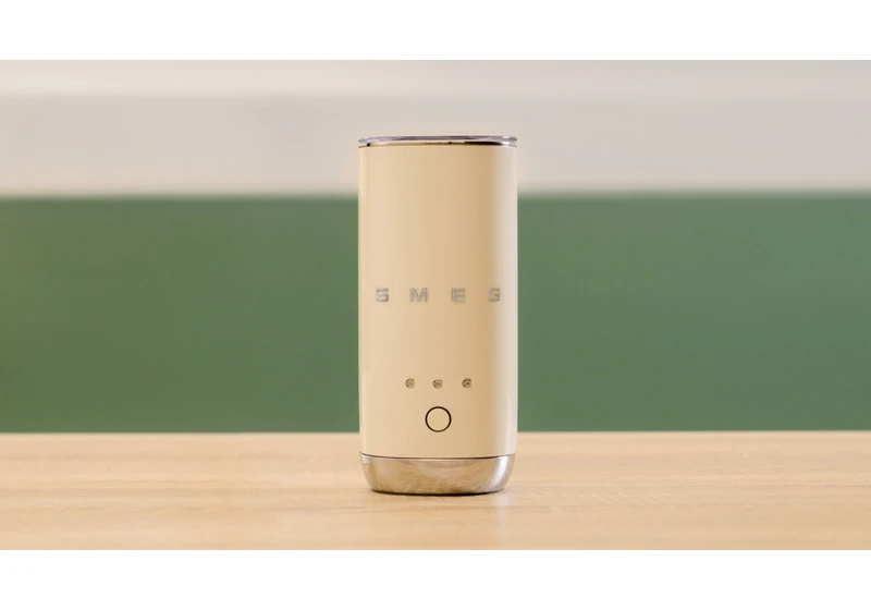 Smeg’s new pint-sized milk frother is perfect for budding baristas