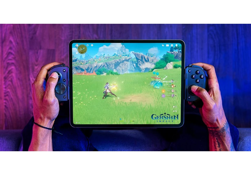 Razer's new Kishi V3 controllers can fit up to a 13-inch iPad