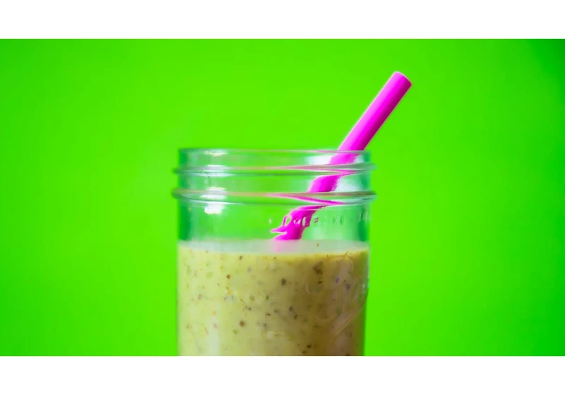Make a Smoothie in an Instant Without the Fuss. Here's How