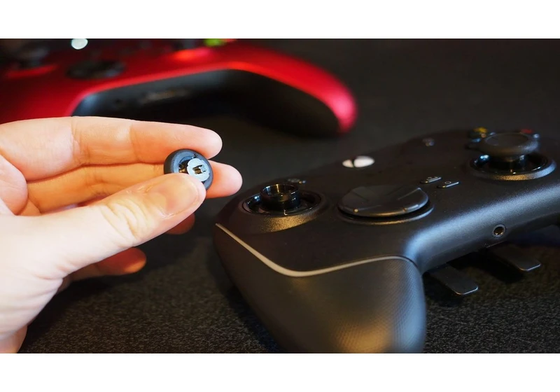 Christmas has come early because my favorite Xbox controller is having a limited-time discount on Amazon that will save you over $90