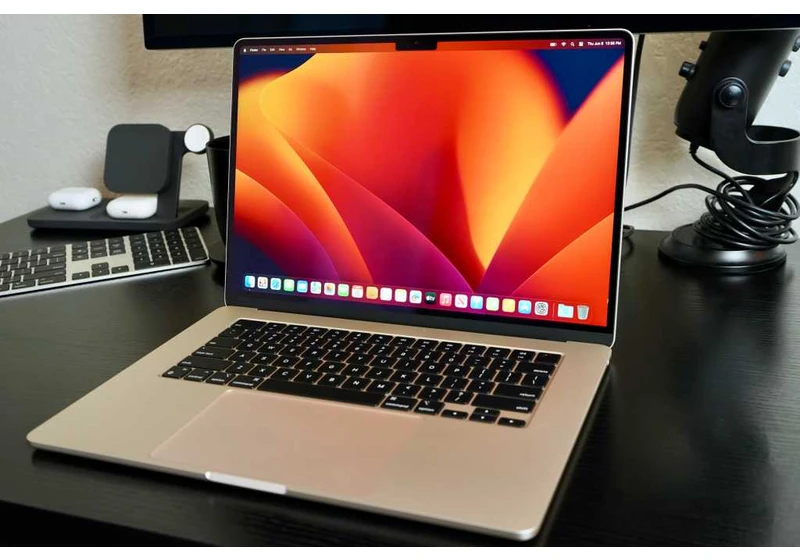 15-inch MacBook Air review: Apple’s best laptop, but bigger