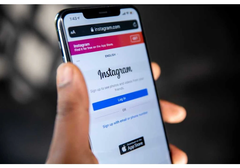 Instagram is gearing up to release a Twitter competitor