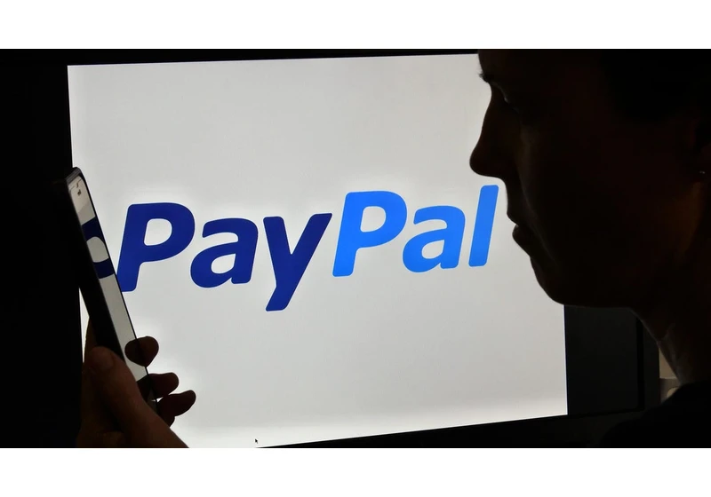 PayPal Launches Pay With Crypto, Expanding Its Push Into Digital Currencies