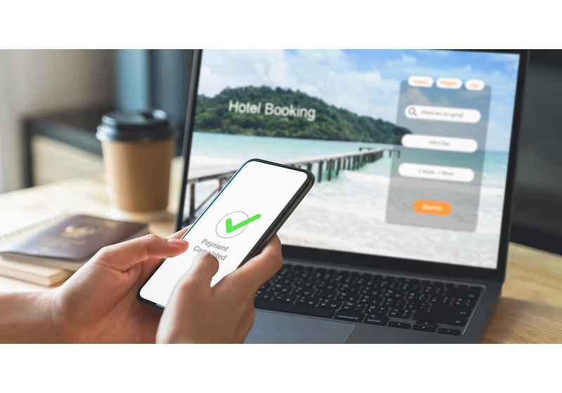 Google Shifts Hotel Ads To AI-Powered Bidding Strategies via @sejournal, @MattGSouthern