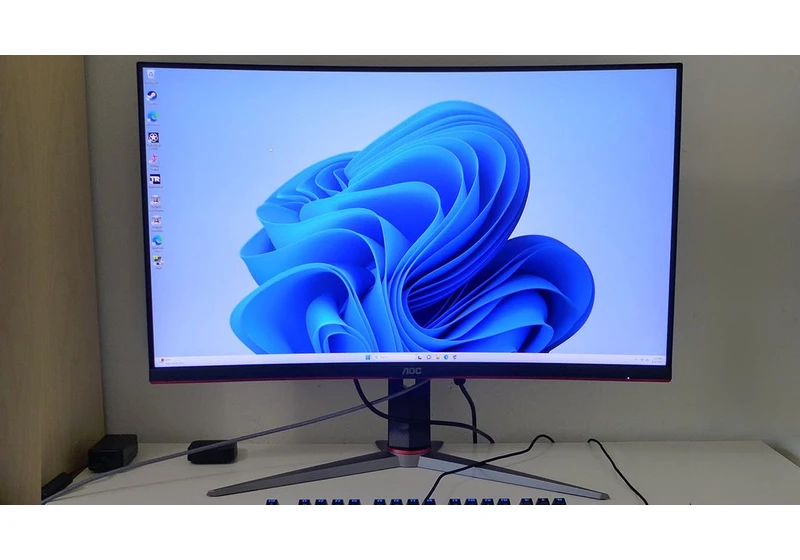 AOC CQ32G2S 165 Hz Gaming Monitor Review: A Lot of Screen and Performance for the Money