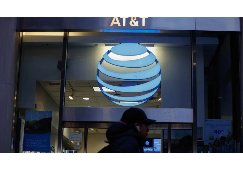 Data From 73 Million AT&T Accounts Stolen: What AT&T Is Doing, How to Protect Yourself     - CNET