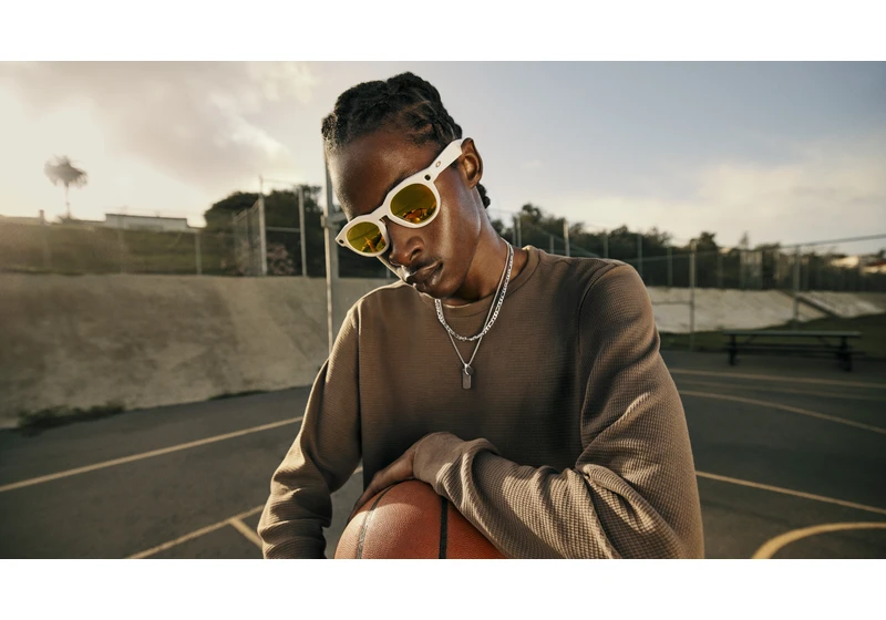  You can finally preorder the Oakley Meta smart glasses, but there's a catch 