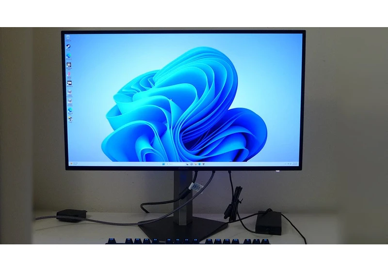AOC Agon Pro AG276QZD Review: Speedy and Responsive With Infinite Contrast