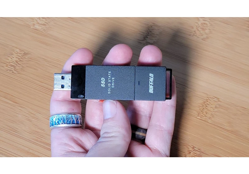My favorite flash drive returns to its all-time low price – It's time to upgrade