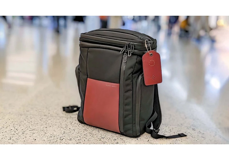 Waterfield Air Porter Backpack review: I've never traveled so conveniently with my tech before