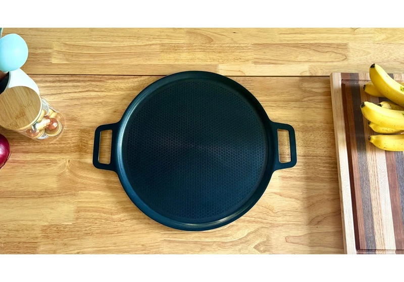 This Pizza Steel Takes My Pizza to the Next Level, and It's 15% Off Now for Memorial Day