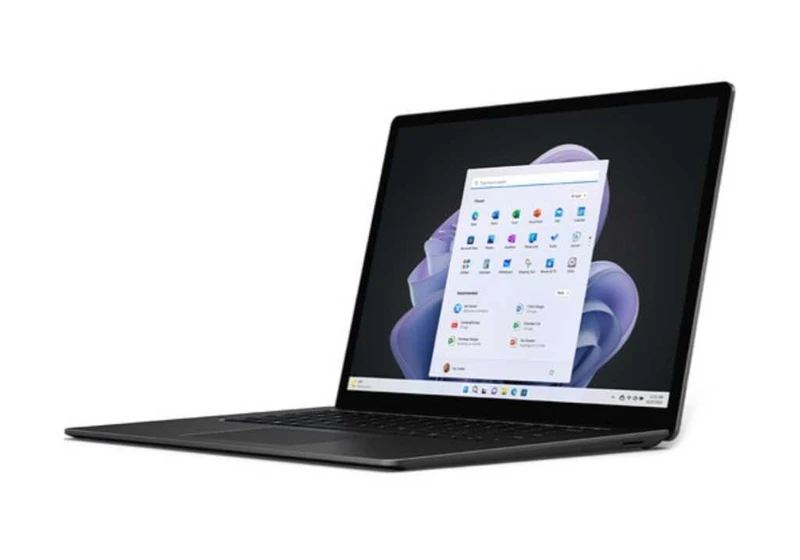 Save $450 on Microsoft’s wonderfully lightweight Surface laptop