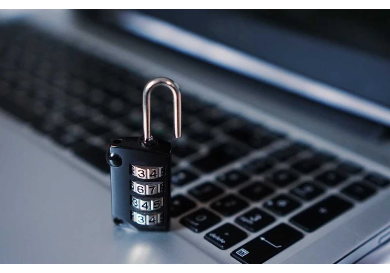 14 must-know Windows 11 security and privacy settings