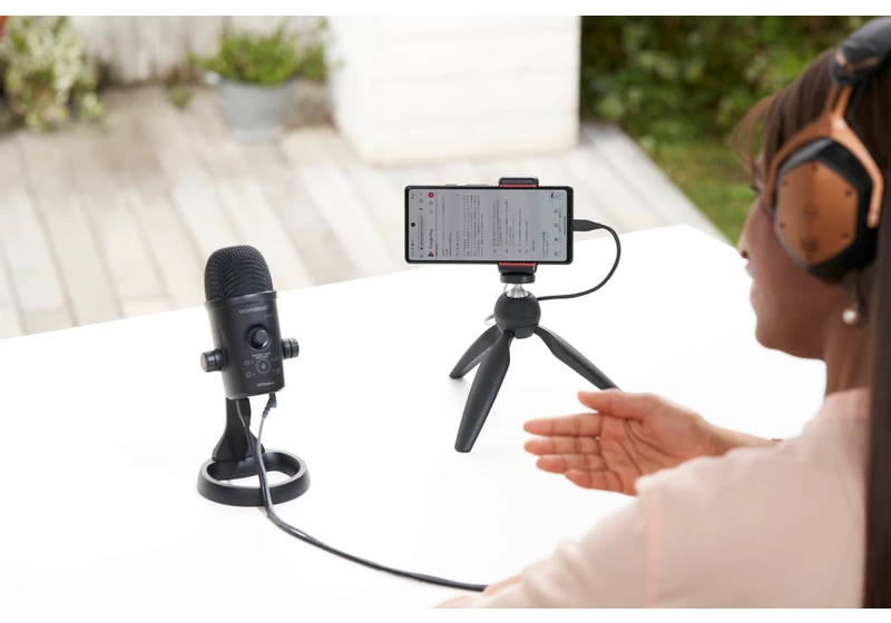 Roland’s mobile podcasting studio gives you a mic and streaming app for $140