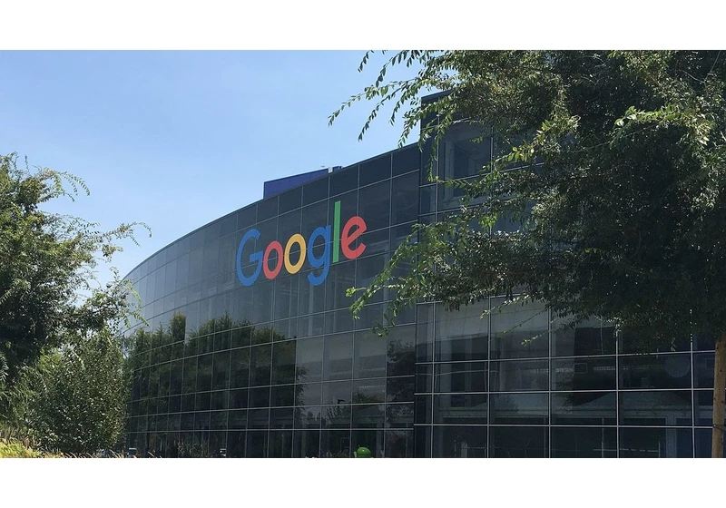  Google lays off developers despite record revenues 