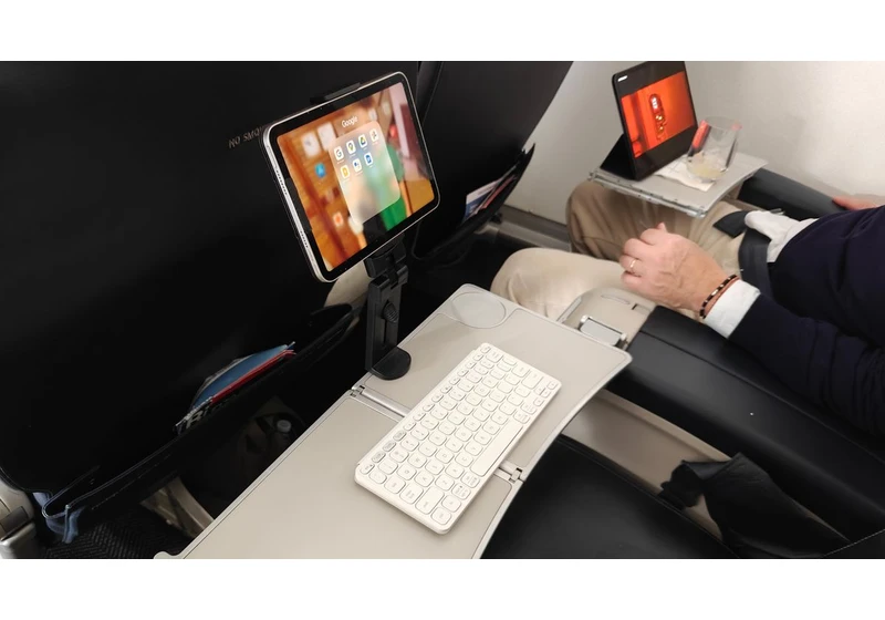 I built my perfect iPad mini "laptop" for planes — it's a game-changer for travel