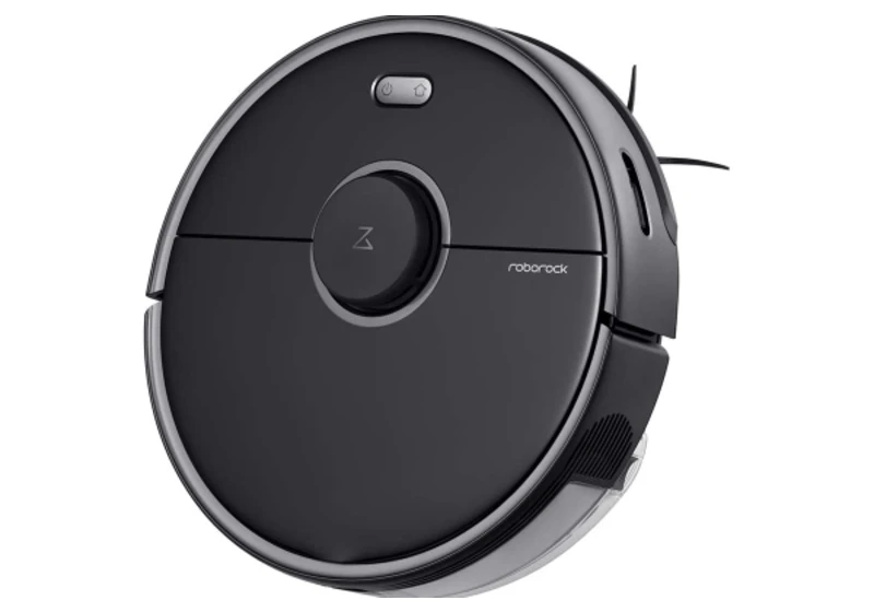 This robot vacuum will also mop your floors and it’s $170 off today