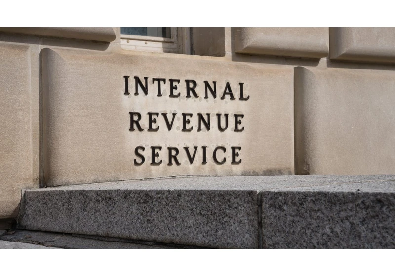 Trump's IRS Hiring Freeze: How It Will Impact Your Tax Return