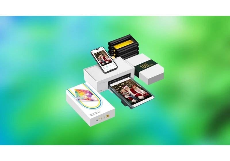 We're Finally Printing Out Photos Thanks to This 41% Cyber Monday Discount