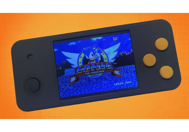 Raspberry Pi Pico Hero Handheld Emulates Sega Mega Drive