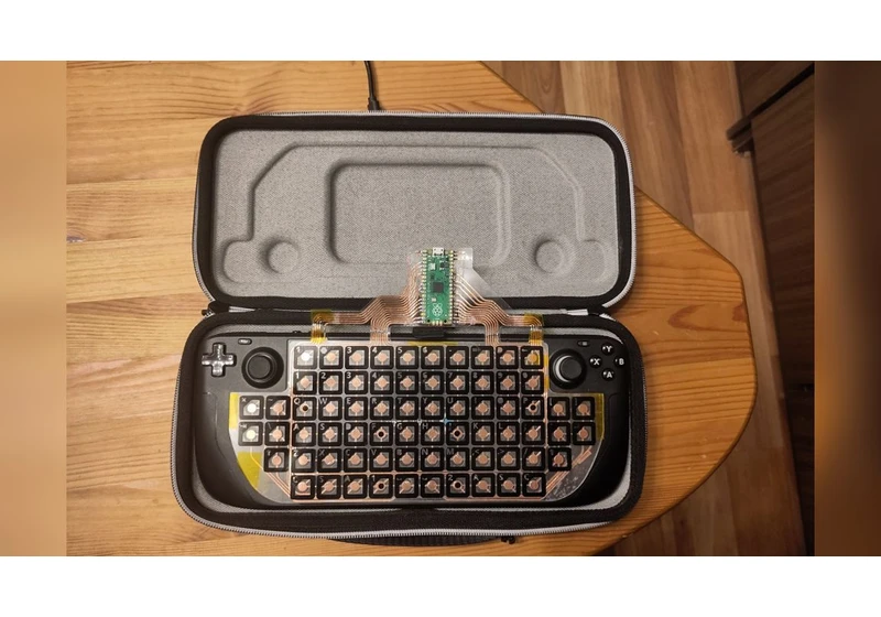 Raspberry Pi Pico Flexible Keyboard Fits Inside Steam Deck Case