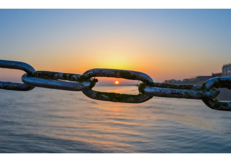 How To Identify The Blue Ocean For Link Building Strategy via @sejournal, @_kevinrowe