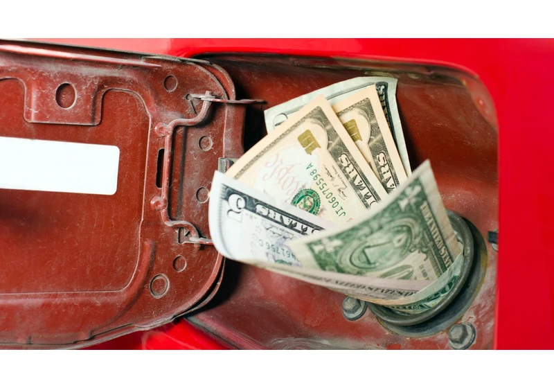 Road-Tripping This Summer? These Expert Tips Can Help You Save at the Pump