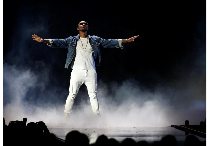 Apple Fitness+ will spotlight Super Bowl halftime performers
