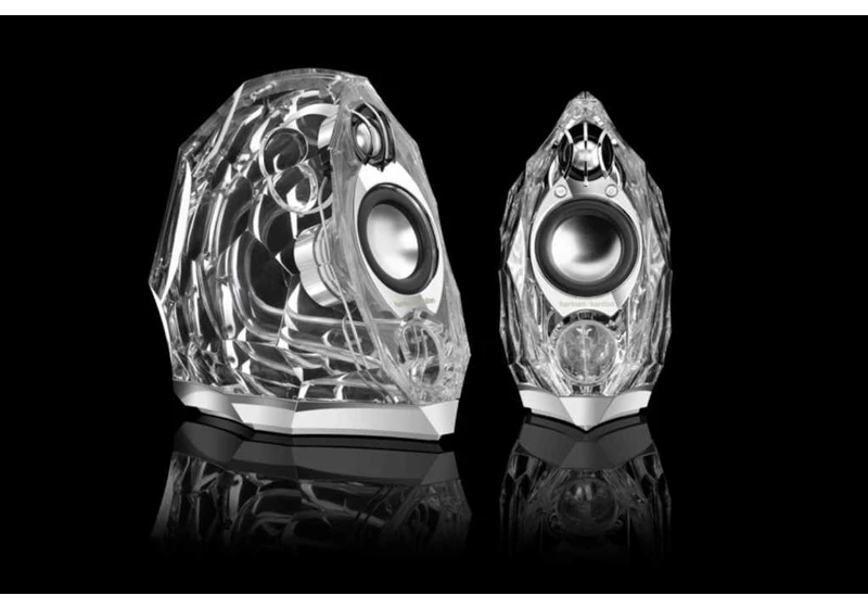 My 15-year-old PC speakers are absurd. Here’s why I still love them