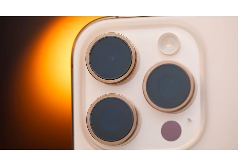 Apple, Please Don't Let AI Ruin the iPhone 17's Camera