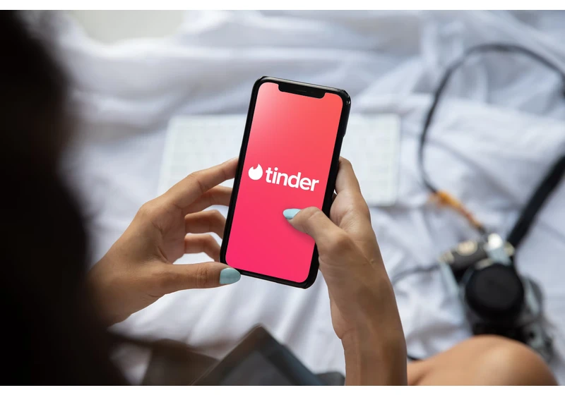 Tinder is testing height preferences