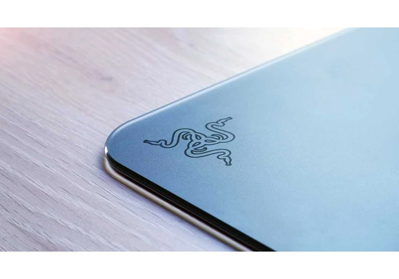 Razer Atlas glass mousepad review: Maximum excess