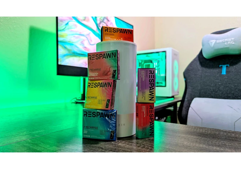 Razer sent me "gamer" snacks and a lamp — so I found out how they taste 