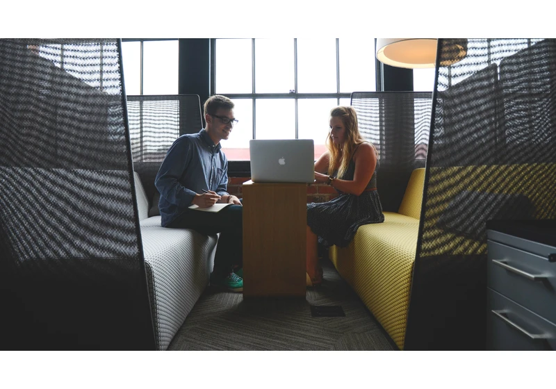  Salary advice from AI low-balls women and minorities: report 