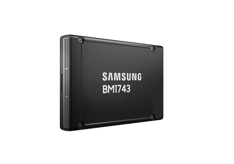  Samsung's largest SSD to date goes on sale for $5,593 — 61.44TB PCIe Gen5 SSD costs only $0.09/GB 