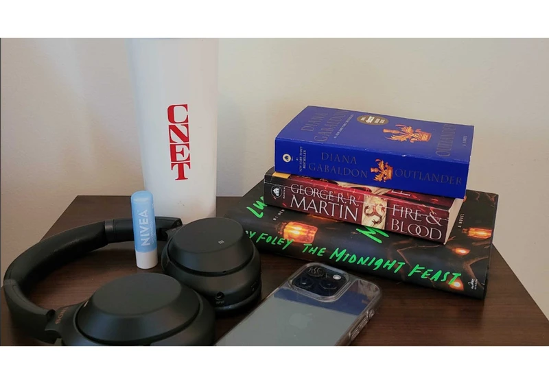 The 5 Must-Have Things I Have on My Nightstand as a Sleep Expert