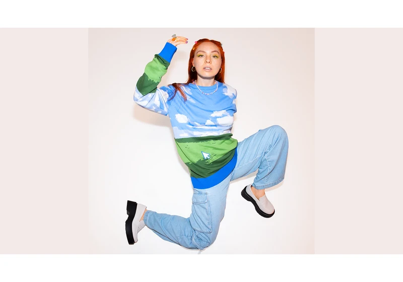 Microsoft's 2023 ugly sweater lets you wear the famous Windows XP wallpaper
