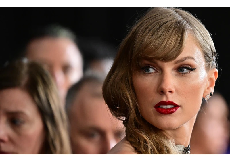 Add Taylor Swift to the list of famous people who don't like their private jets being tracked