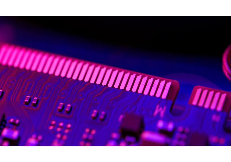  A new SSD form factor can house a staggering 1,000,000 GB of storage  – E2 drives could store 11,000 4K movies with 80W power draw 
