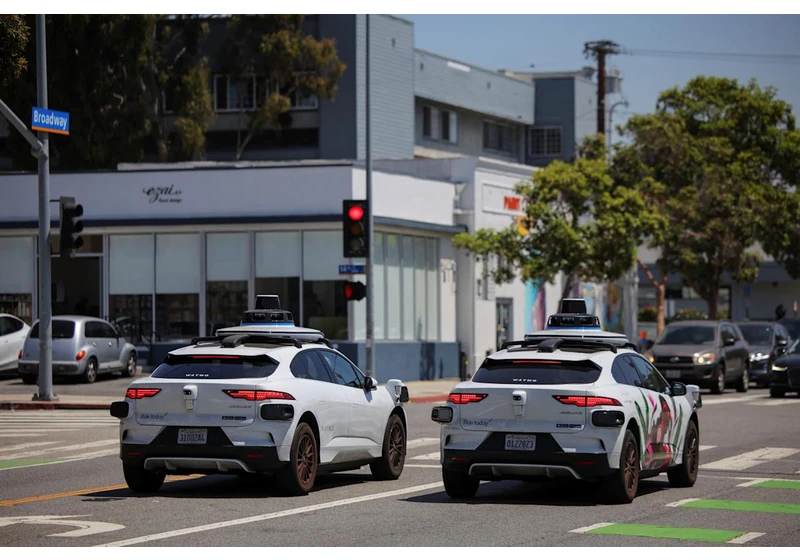 Waymo will start testing its autonomous cars in New York again