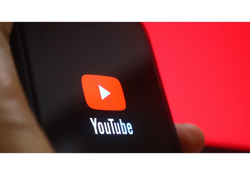 YouTube Analytics Updated With Saved Reports & New Interface via @sejournal, @MattGSouthern