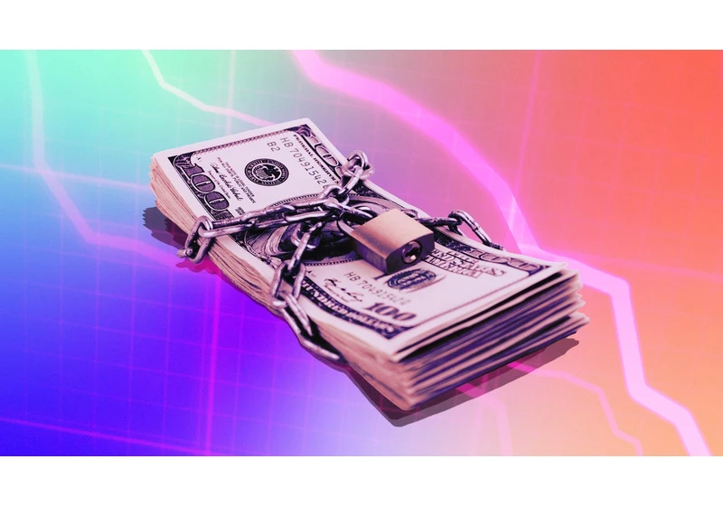 Worried About a Recession? 6 Money Moves Experts Say to Make ASAP