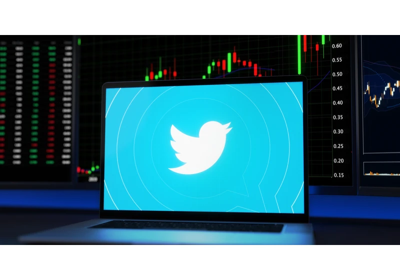 Twitter DM Search Lets You Find Messages By Keyword via @sejournal, @MattGSouthern