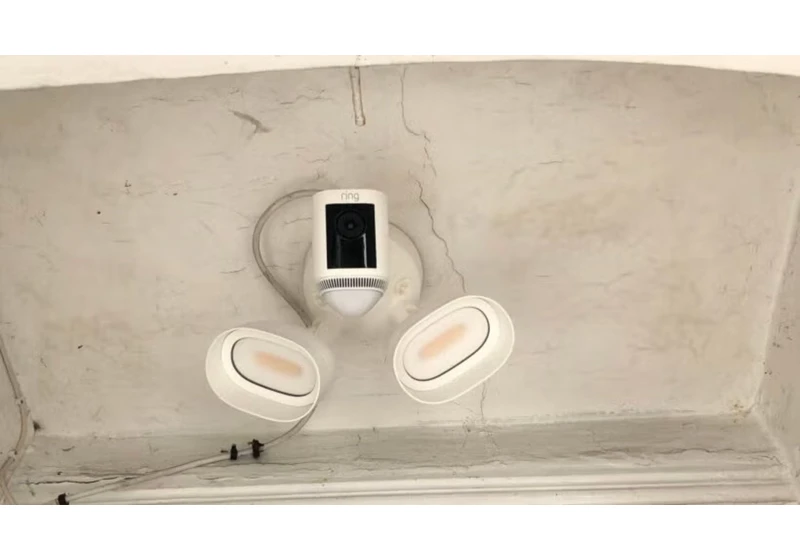 One of our favourite floodlight cameras is seeing a huge price drop