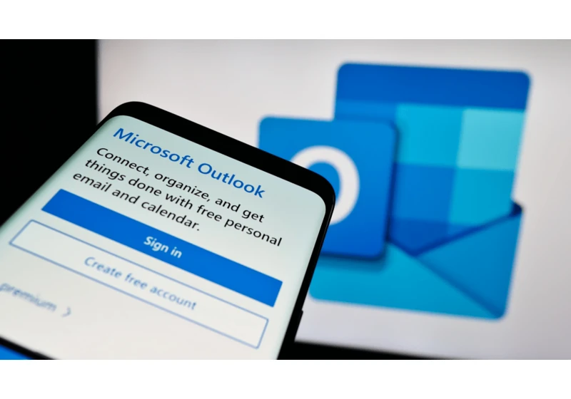 Classic Outlook gets an official ‘death date’ and users are urged to switch