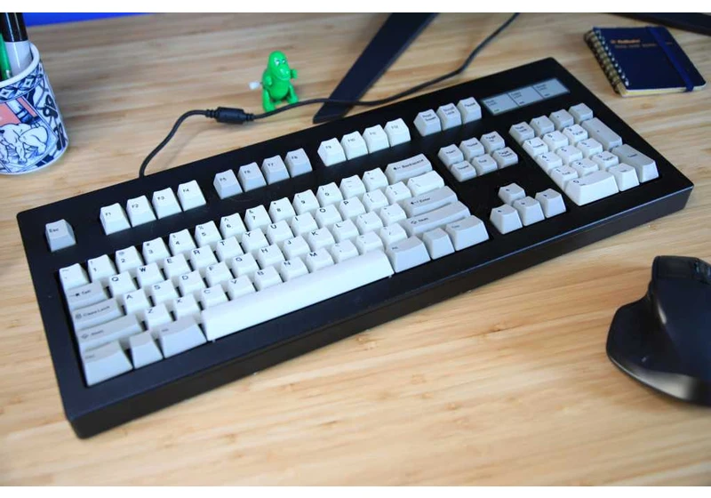 Model F Ultra Compact keyboard review: It somehow improves on IBM’s classic